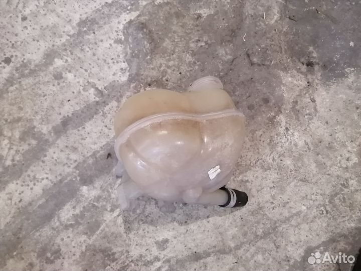 Расширительный бачок Опель Корса Д