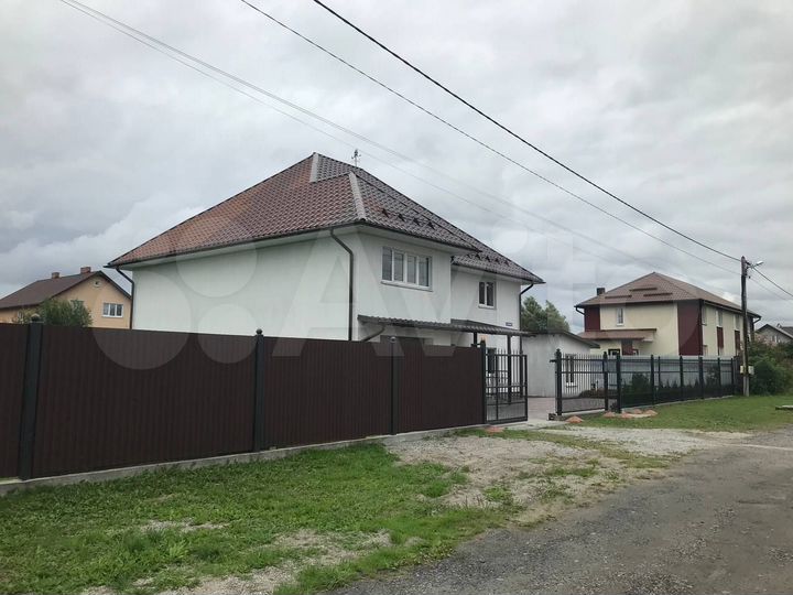 Дом 276 м² на участке 10 сот.