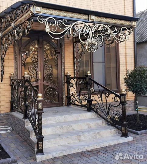 Кованые перила/ навес