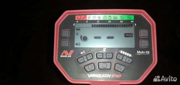 Металлоискатель vanquish 540