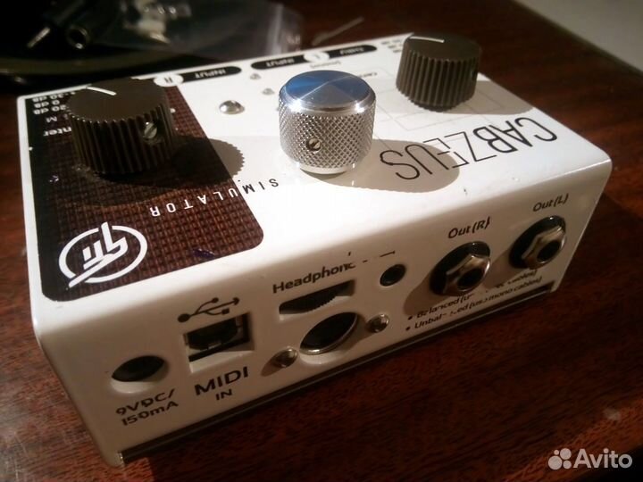 GFI System Cabzeus Stereo Speaker Simulator & DI