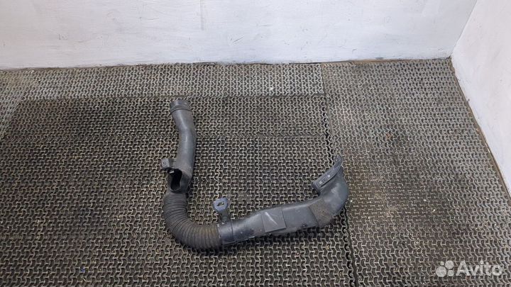 Патрубок воздушного фильтра Lexus HS, 2010