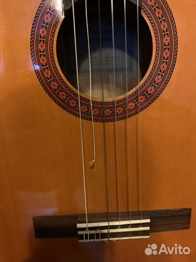 Гитара yamaha c40