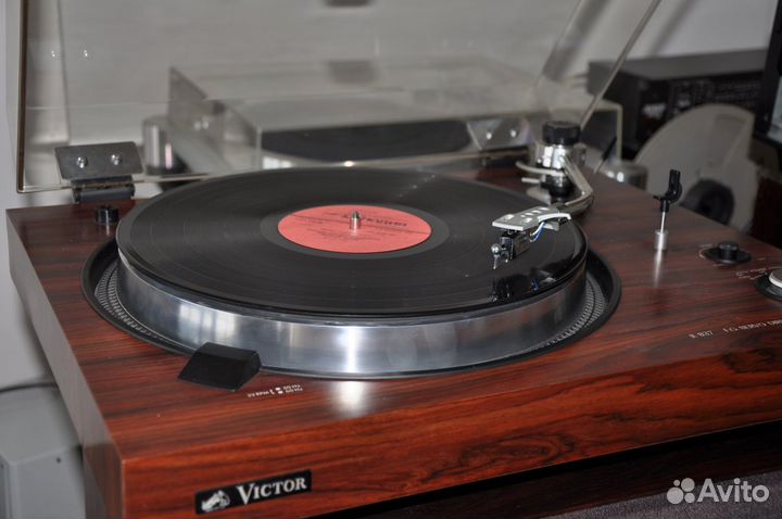Виниловый проигрыватель Victor JL-B37