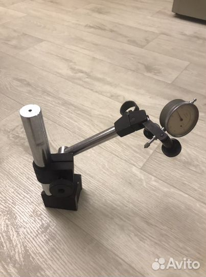 Магнитная индикаторная стойка