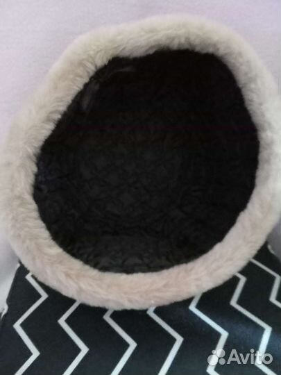 Шапка женская из мутона