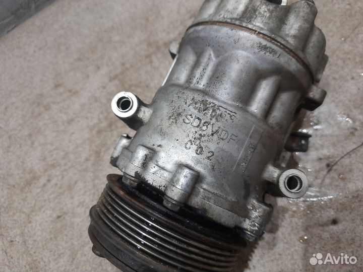 Компрессор кондиционера для 1.6 VW Polo Sedan V