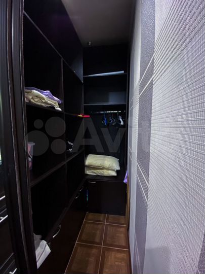 2-к. квартира, 55 м², 2/9 эт.