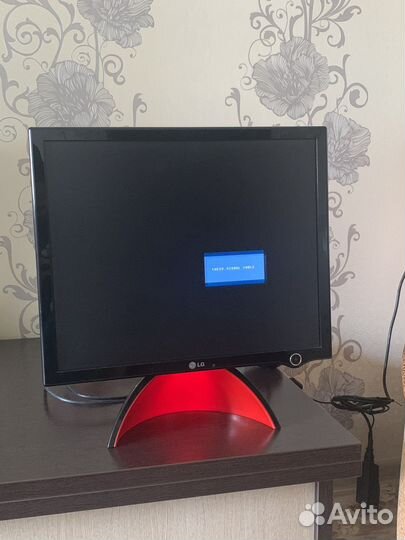 Монитор LG L1900J-BF 19