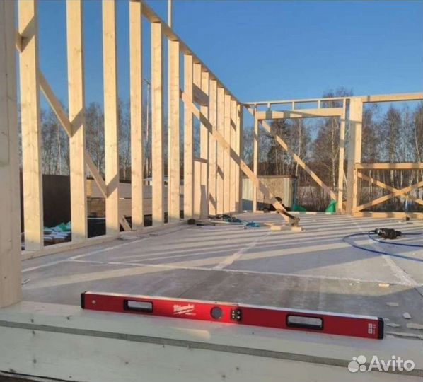 Бригада строителей