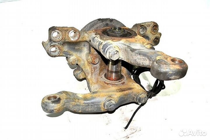 Поворотный кулак переднего моста, левый volvo FH