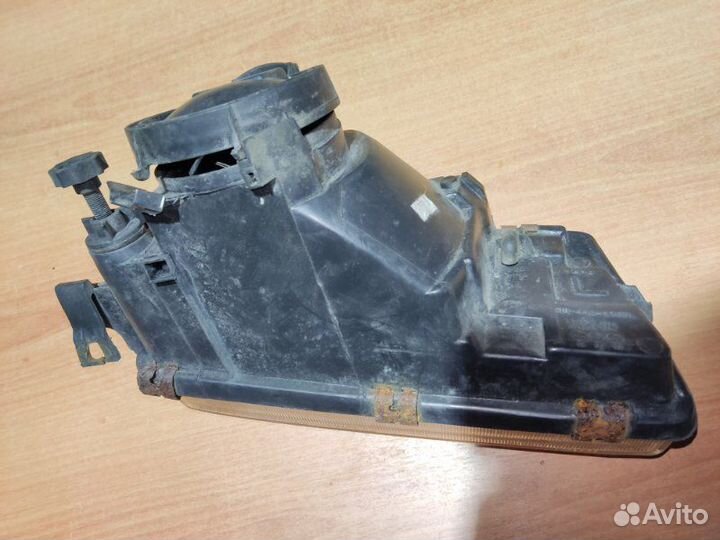 Фара левая Opel Vectra A седан C25XE 1995