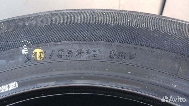 Yokohama BluEarth E70BZ 215/55 R17 94V