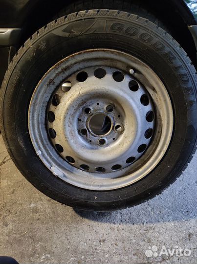 Колеса зимние 185/65 R15