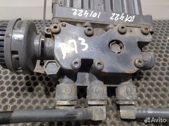 81259026238 Кран уровня пола главный