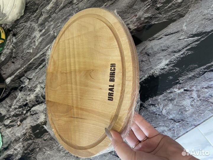 Разделочная деревянная доска круглая