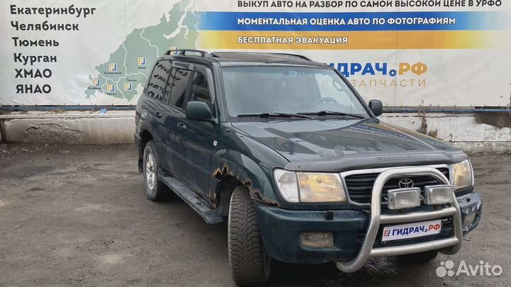 Проводка двери багажника Toyota Land Cruiser 100 8