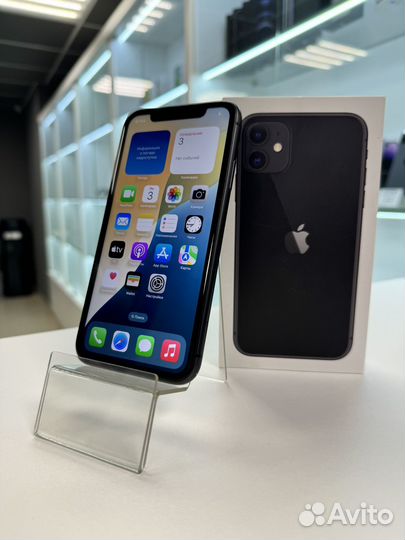 iPhone 11, 64 ГБ