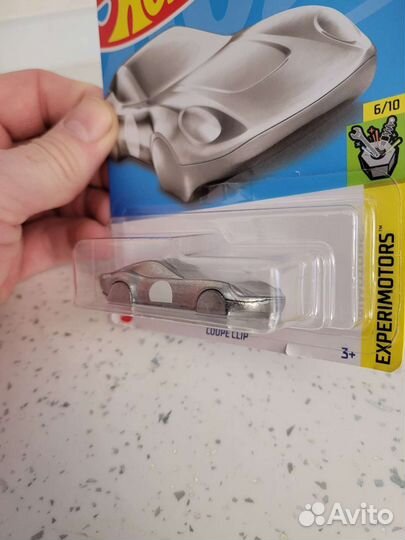 Hot wheels брелок на ключи coupe clip
