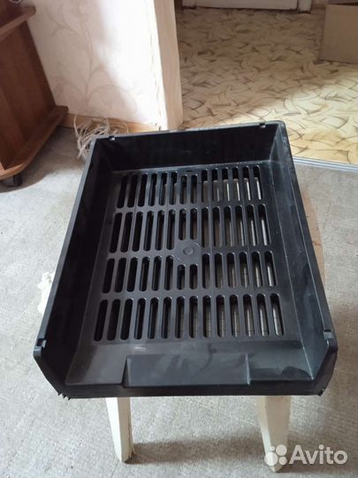 Лоток для бумаг. Степлер