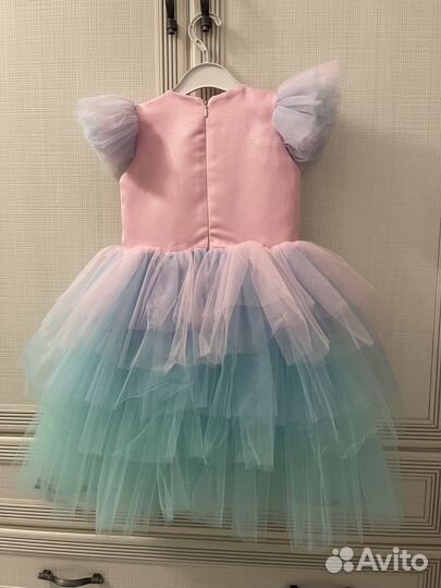 Платье для девочки нарядное