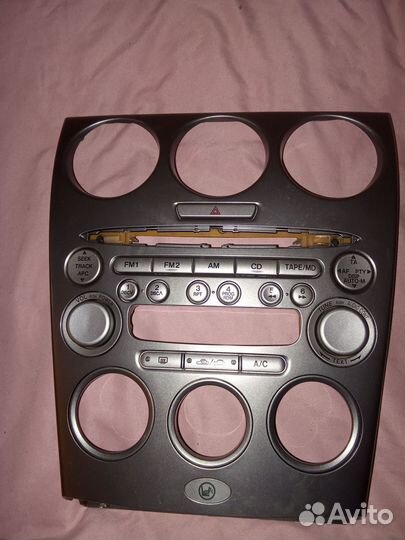 GJ6R669H0A Консоль Mazda Mazda 6 (GG) 2002 - 2007