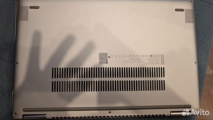 Ноутбук Lenovo Yoga 720-15IKB