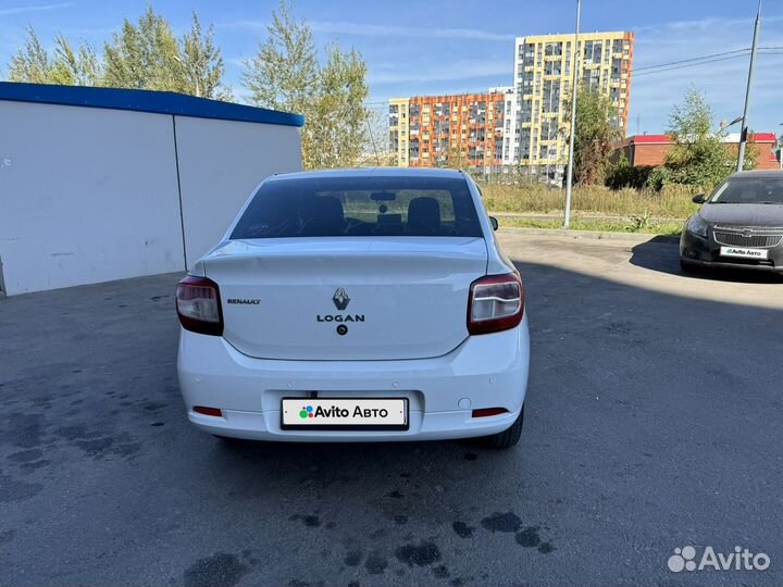 Renault Logan 1.6 AT, 2017, 116 000 км