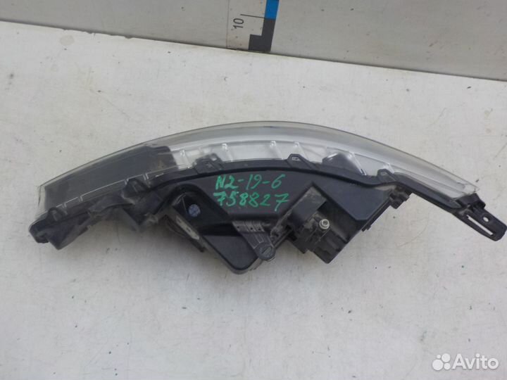 Б/У Фара правая Nissan Qashqai 2014- 260104EH0B
