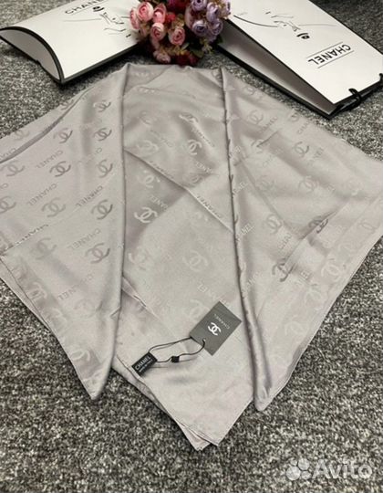 Шарфы платки палантины