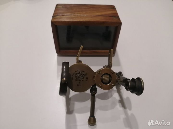 Декоративный бинокль с компасом