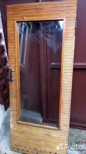 Продаю дверь