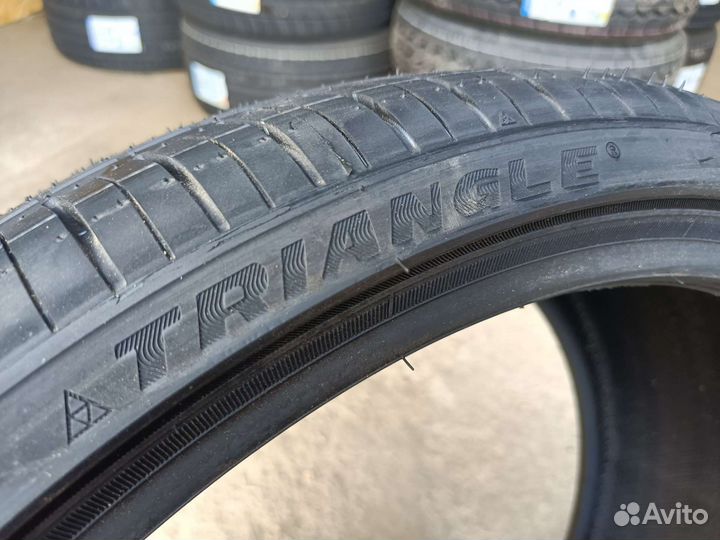 Triangle TH201 225/35 R19 и 255/30 R19
