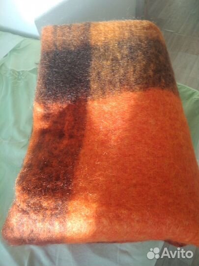 Тёплый новый плед покрывало мягкое