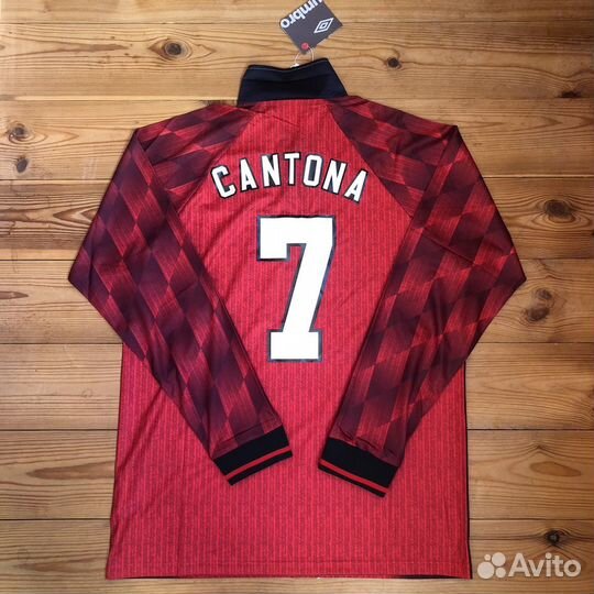 Ретро формы Кантона, Манчестер Юнайтед