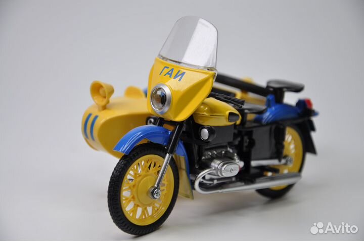 Мотоцикл с коляской Гаи