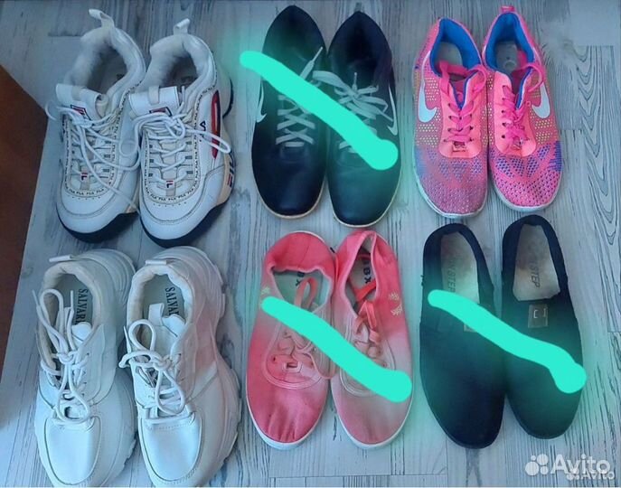 Обувь женская 38 размер пакетом кроссовки