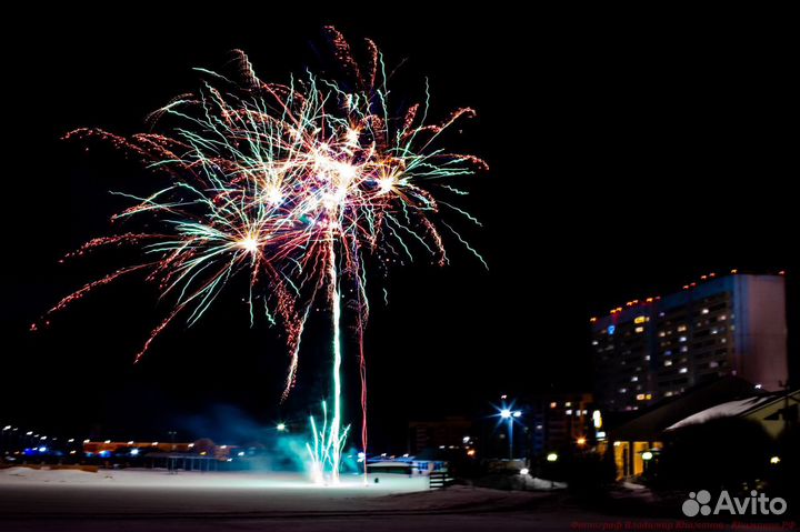 Салюты и фейерверки