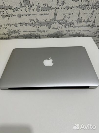 Apple macbook air 11