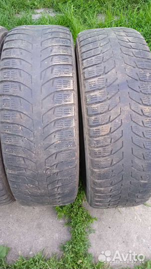 Berlin All Season 1 21.5/65 R16 102