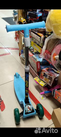 Самокат детский с регулировкой высоты