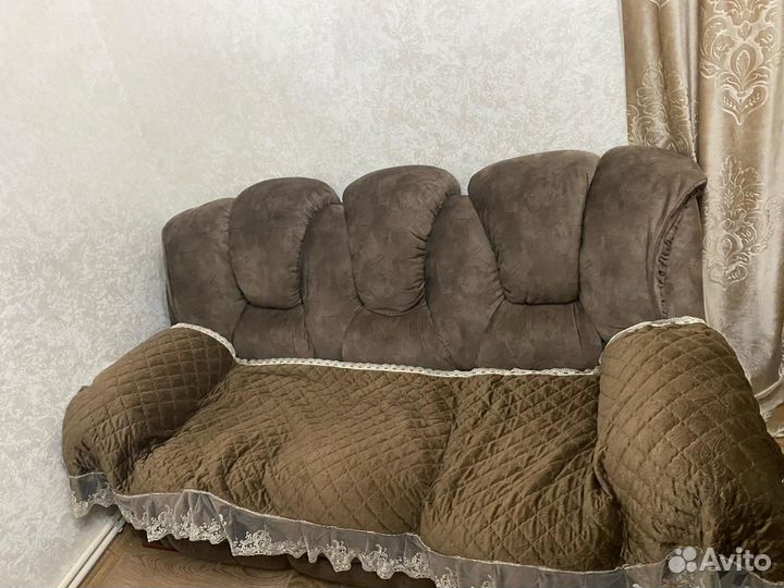 Диван и кресло