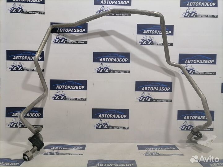 Трубка кондиционера Toyota Harrier 1