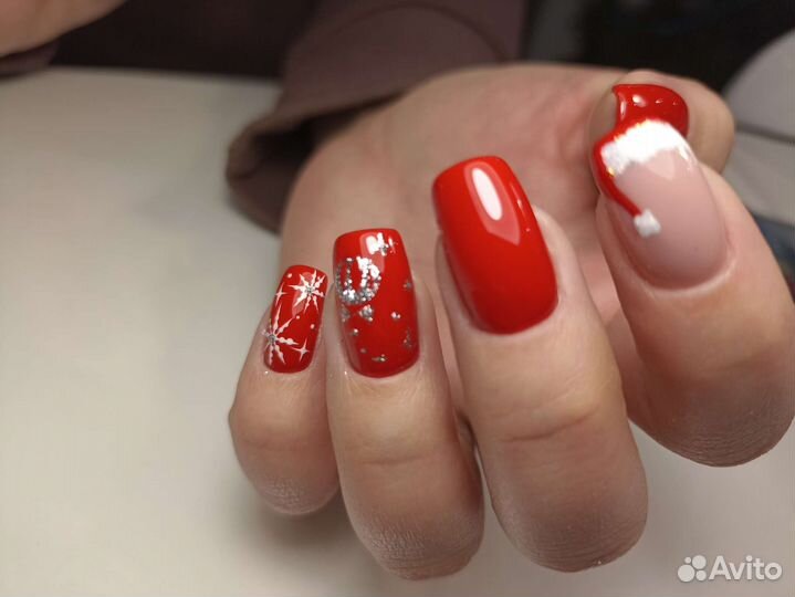 Маникюр педикюр