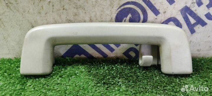 Ручка потолка задняя правая Ford Focus 2 седан 1.6