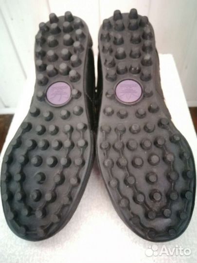 Футбольные шиповки adidas 37 размер