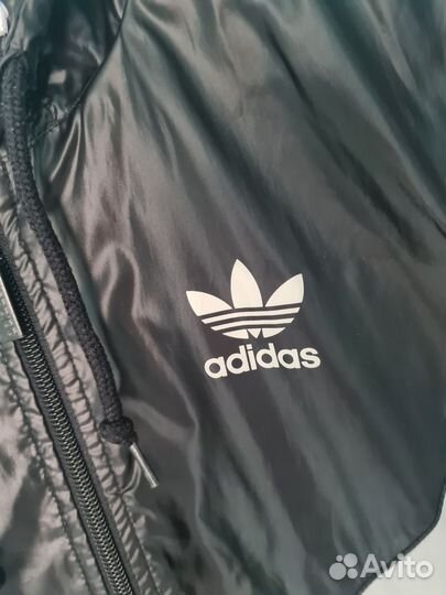 Ветровка женская adidas 42