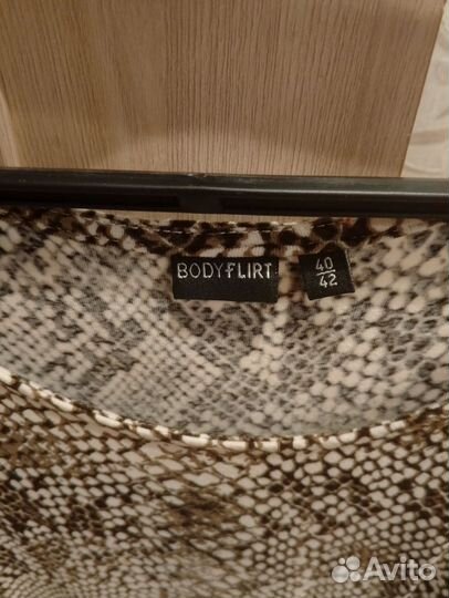 Женское платье трикотажное