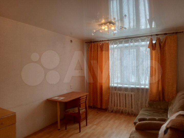 Комната 22,3 м² в 4-к., 2/9 эт.