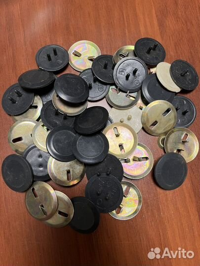 Мебельный эксцентриковый зажим и заглушки